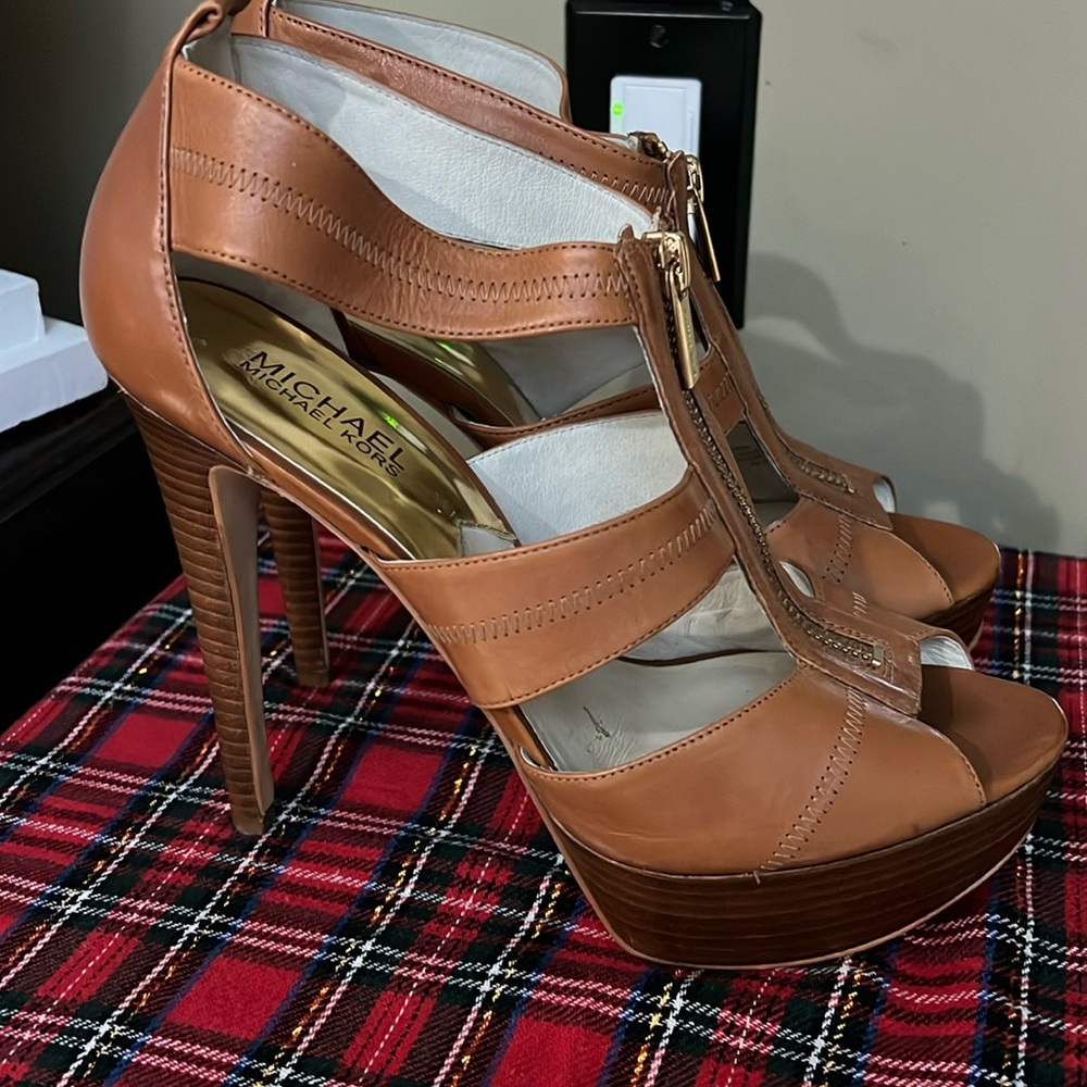 Gorgeouss MICHAEL KORS LEATHER SHOES